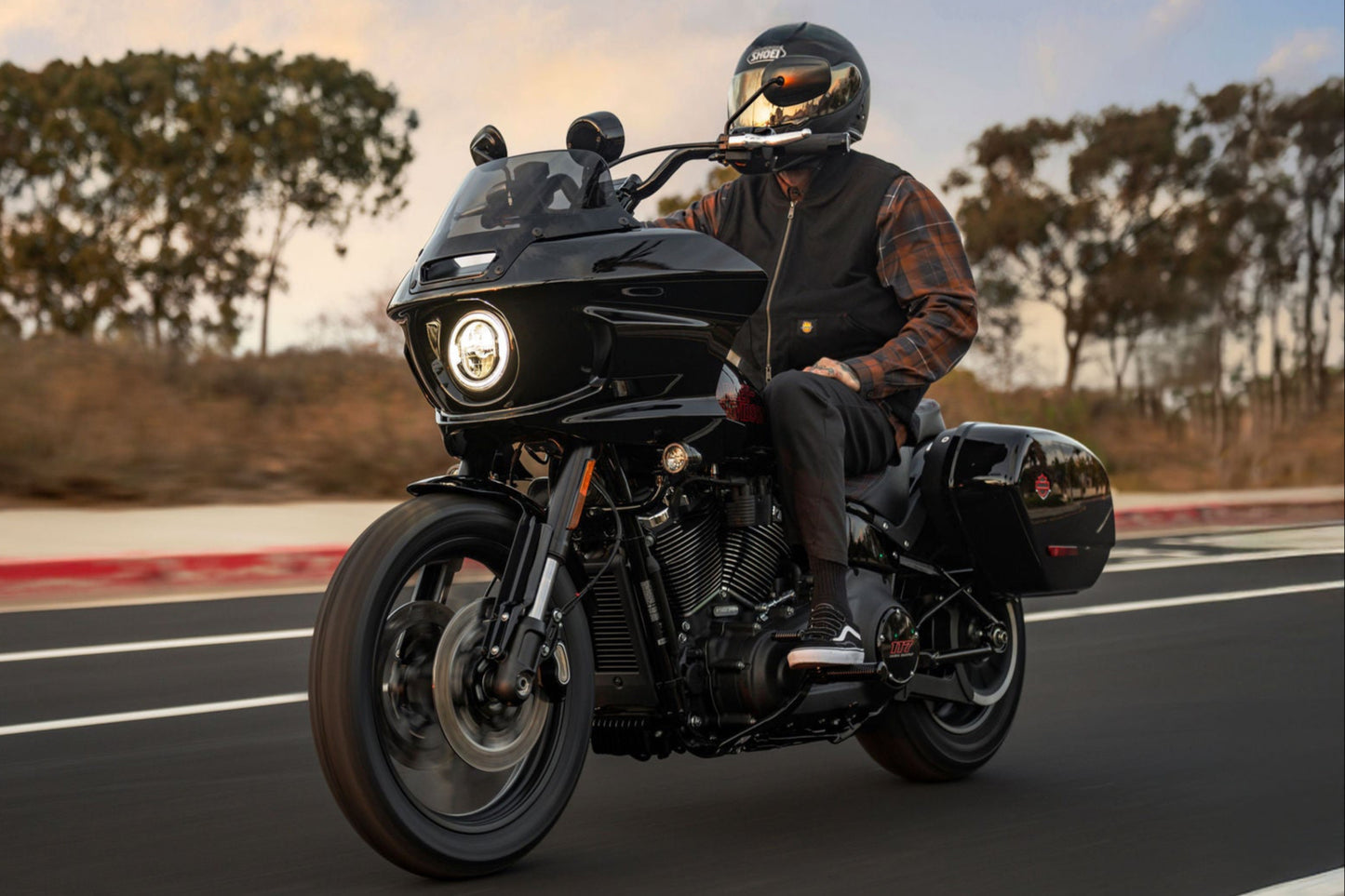 2025 HERITAGE - Big Daddy 1.5 Pullback Riser & Mid Bend Moto Bar Kit (Classic Chrome)