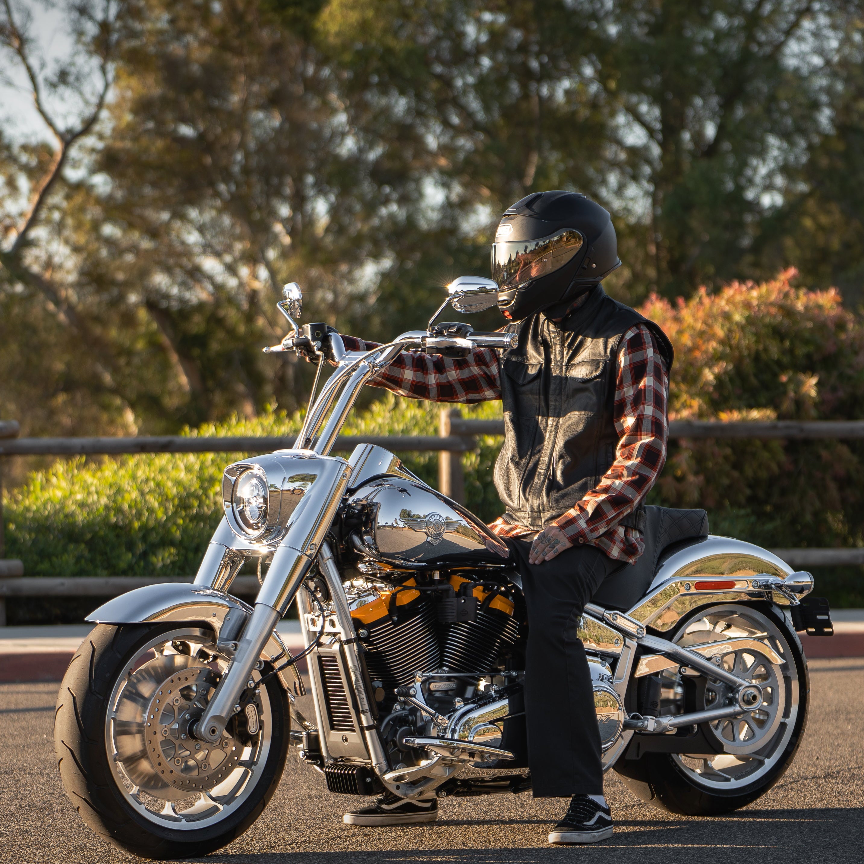 Low Bend Big Daddy 1.5 Pullback Riser & Moto Bar Kit for 2025-2026