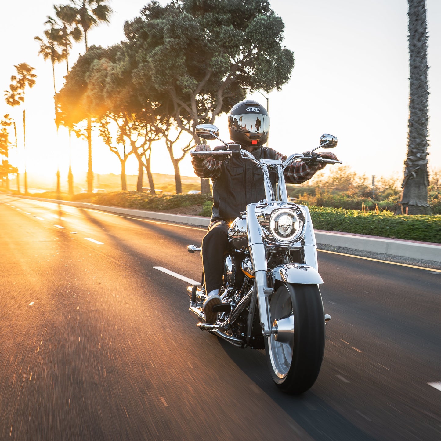 Low Bend Big Daddy 1.5 Pullback Riser &  Moto Bar Kit for 2025-2026 FAT BOY -  (Classic Chrome)
