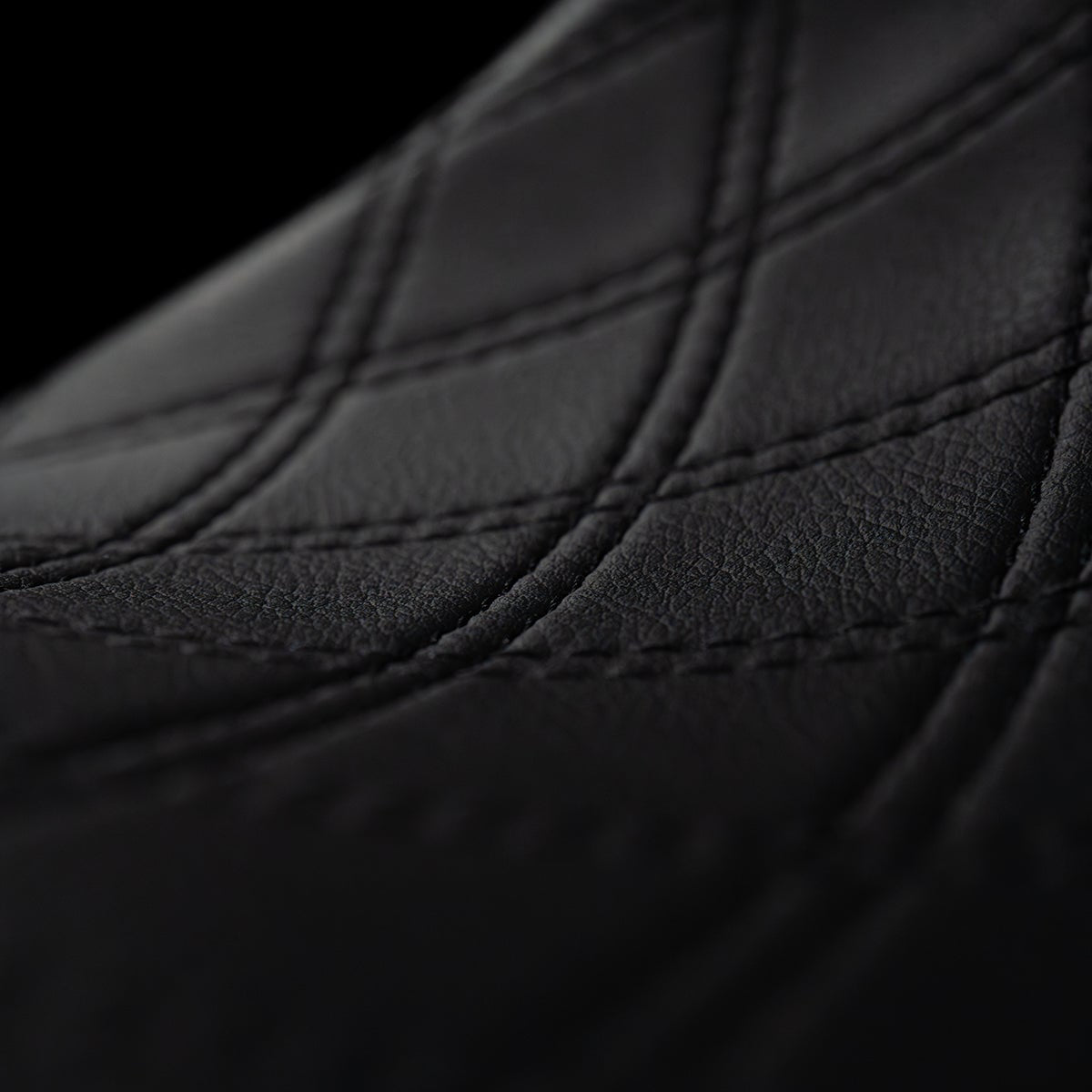 Stealth-Grip™ Premium 2-Up Double Diamond Saddles for 2006-2017 Dyna