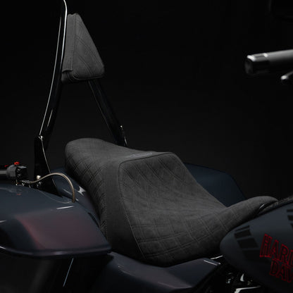 Signature Suede Double Diamond Saddle with Matching Sissy Bar Combo for the 2024-2026 Road Glide