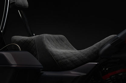 Signature Suede Extended Reach 2-Up Double Diamond Saddle for the 2024-2026 Road Glide